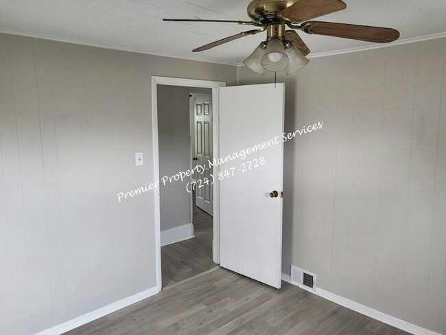 Building Photo - 1205 Crescent Ave