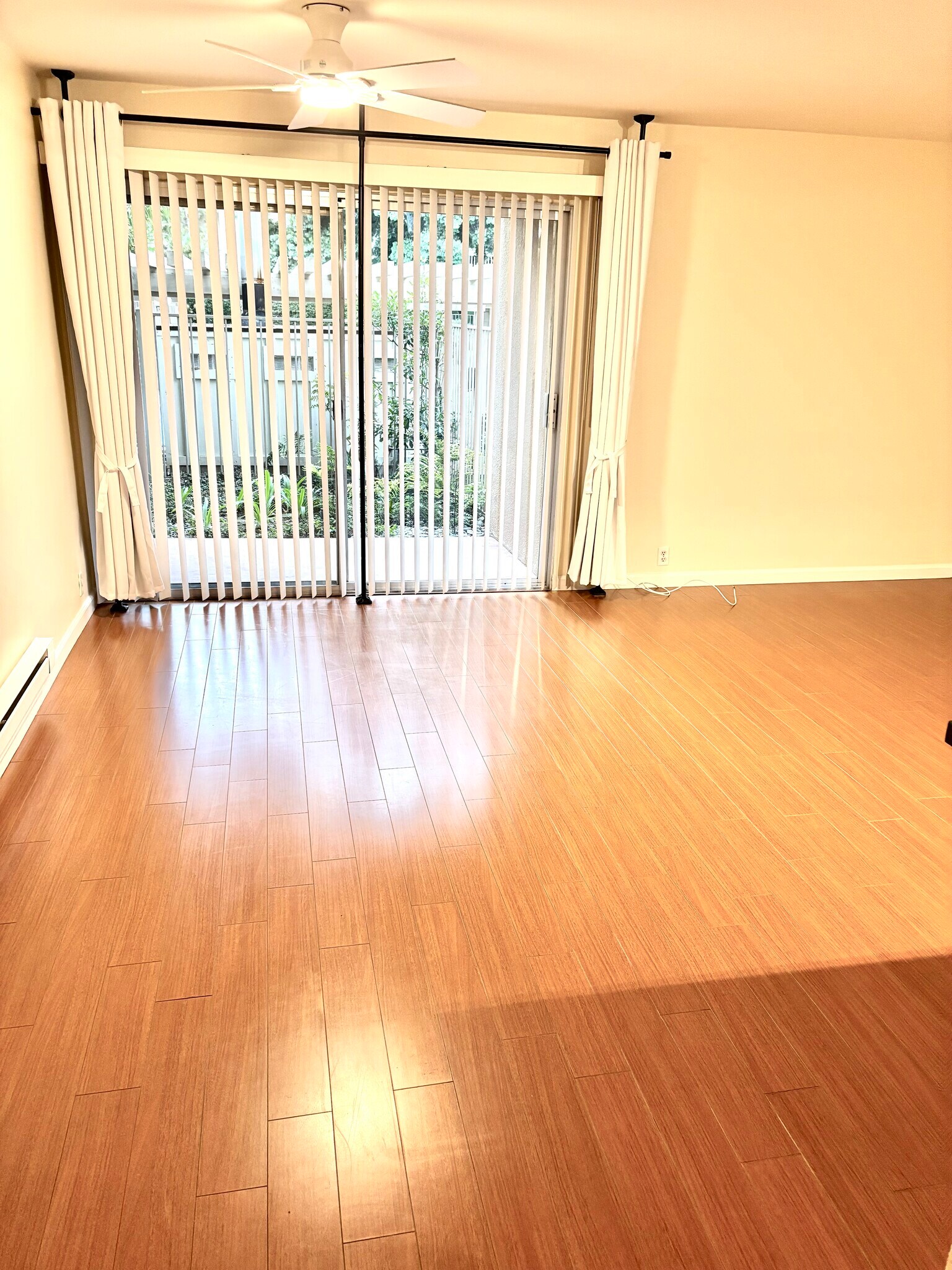 Building Photo - 4600 Lamont St