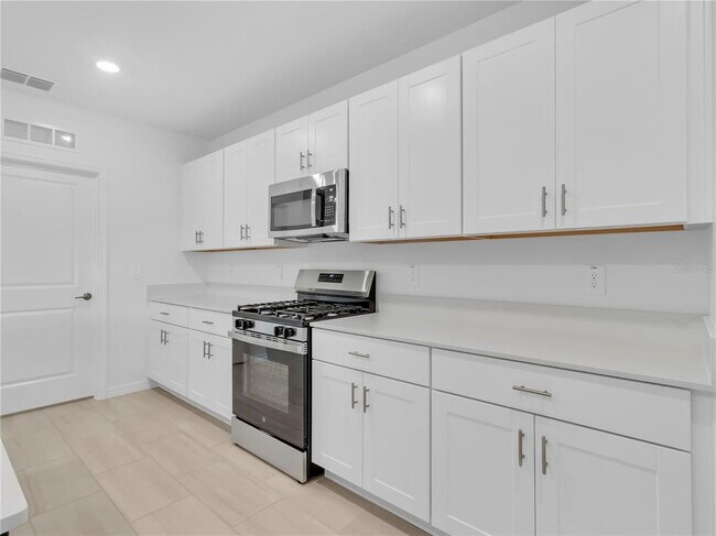 Building Photo - 13057 Empress Jewel Trl