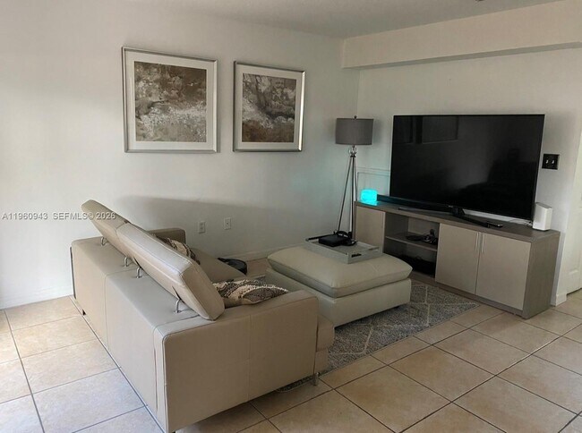 Building Photo - 7245 NW 173rd Dr