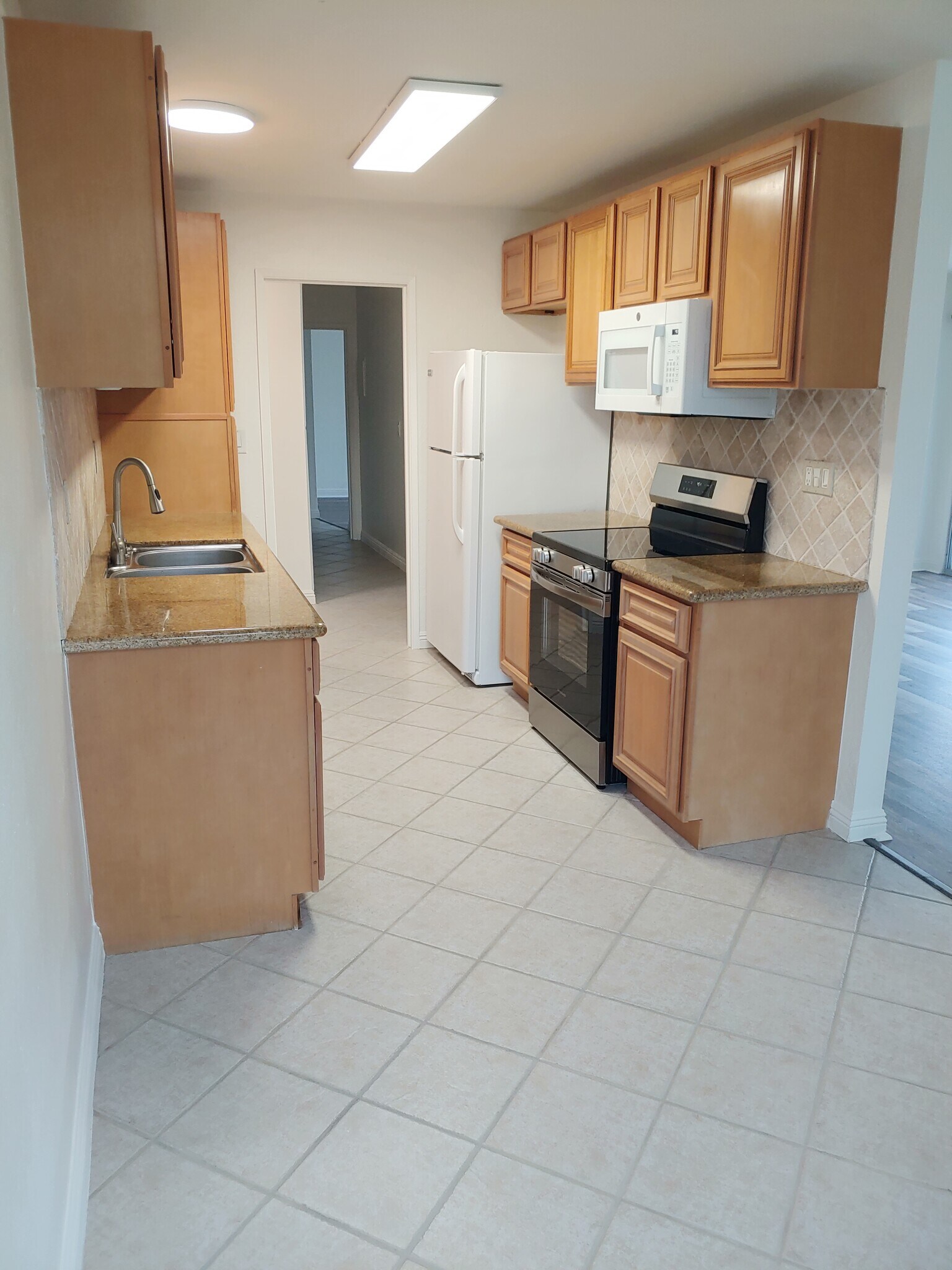 Building Photo - 3700 Dean Dr