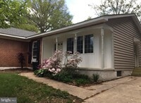 Building Photo - 1516 Cedarwood Dr