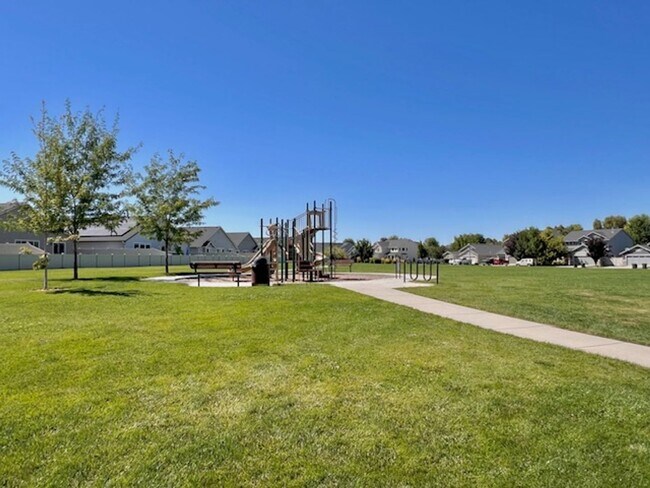 Building Photo - 4055 S Leaning Tower Ave