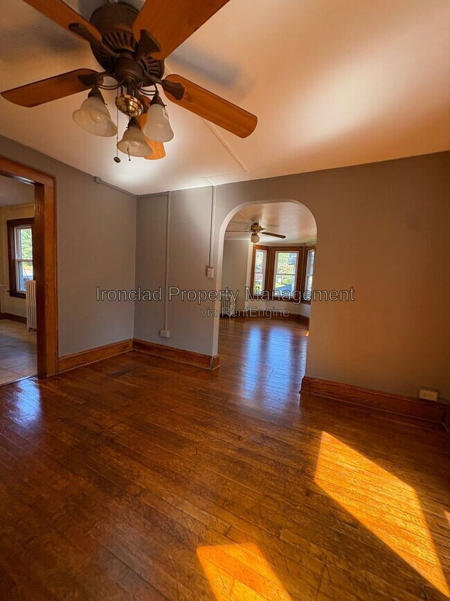 Building Photo - 51 Grove St