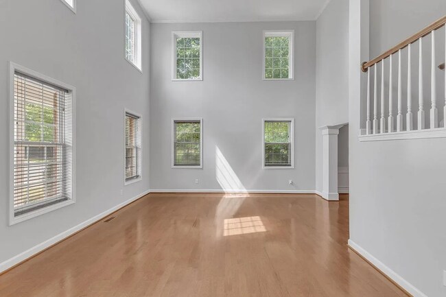 Building Photo - 9301 Perini Ct