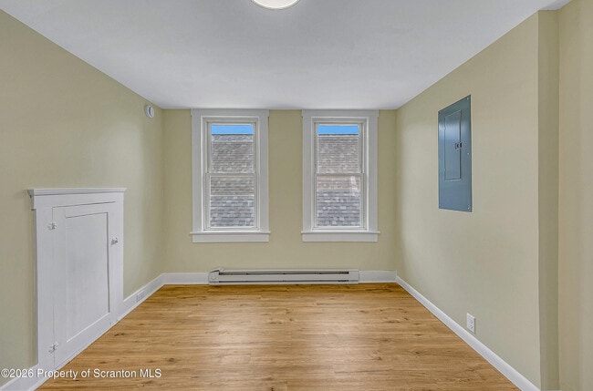 Building Photo - 529 Wheeler Ave