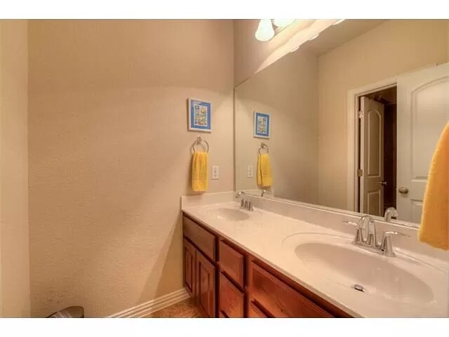 Building Photo - 1315 Rimstone Dr