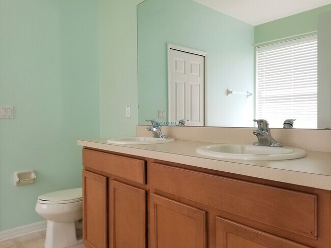 Building Photo - Spacious 3 Bed 2 Bath Home in Desirable Esprit Community - Saint Cloud