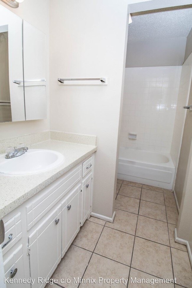 Building Photo - 2 br, 1 bath Apartment - 5525 4th Street