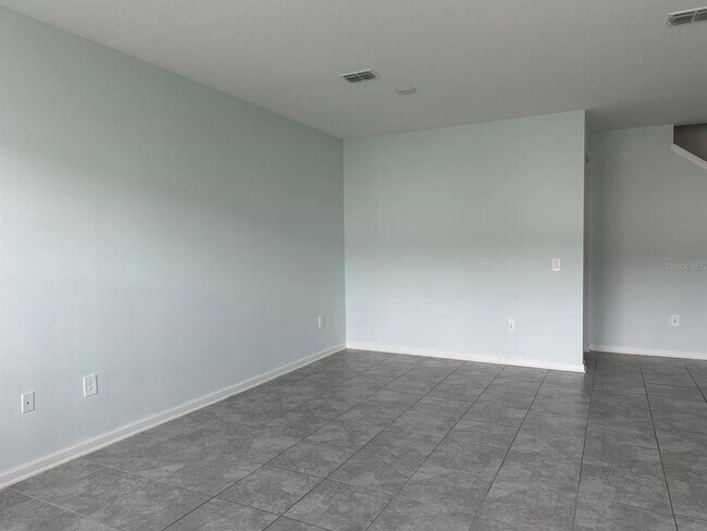 Building Photo - 265 Bogey Dr