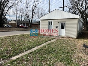 Building Photo - Two Bedroom House | Updated with Appliances