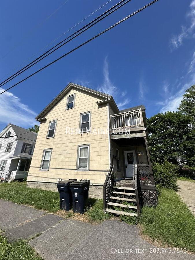Building Photo - 233 Parkview Ave