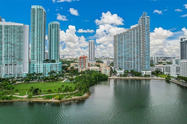 Building Photo - 2001 S Biscayne Blvd