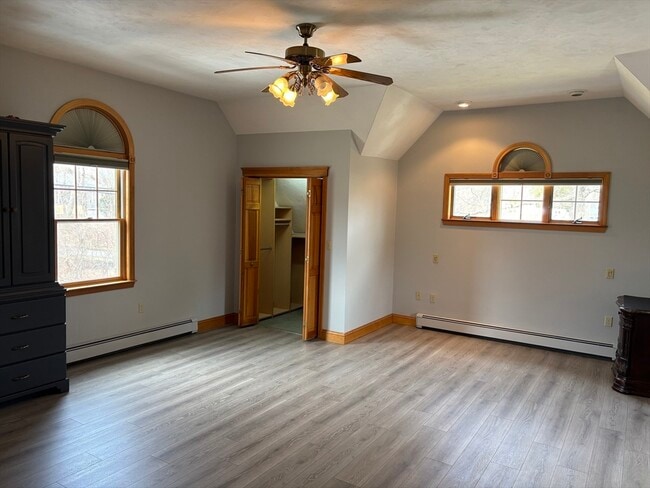 Building Photo - 276 Bullard St