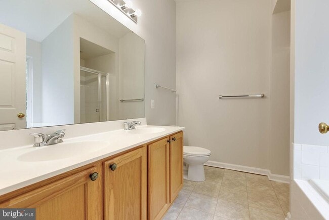 Building Photo - 6311 Stockbridge Overlook Ct
