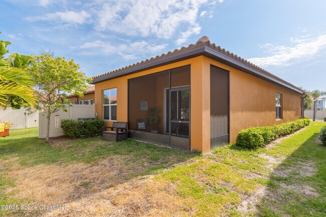 Building Photo - 724 Carlsbad Dr