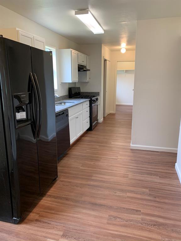 Building Photo - 516 San Saba St