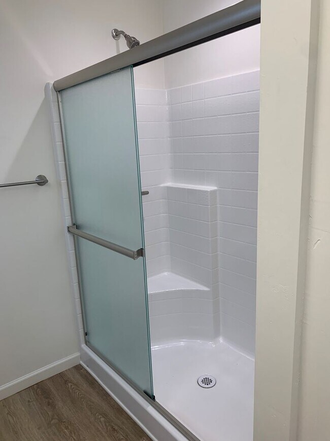 Building Photo - 2438 S Clovis Place-