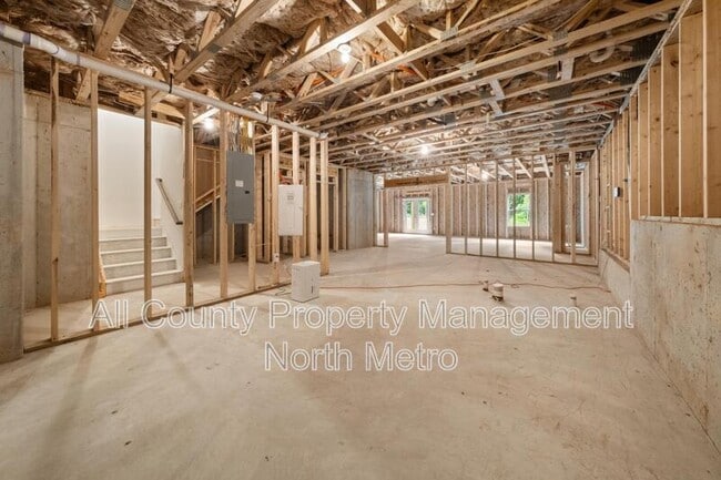 Building Photo - 382 Tillman Pass