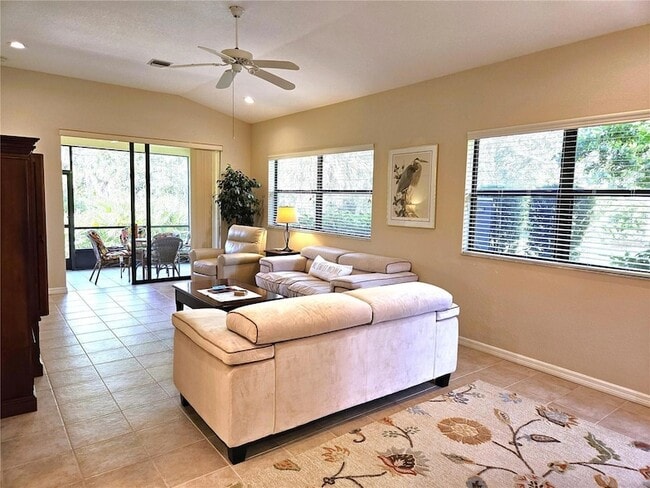 Building Photo - 4528 Cancello Grande Ave