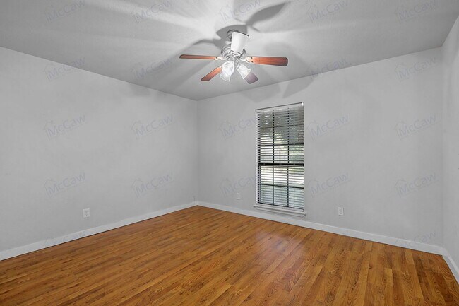 Building Photo - 3905 Windflower Ln