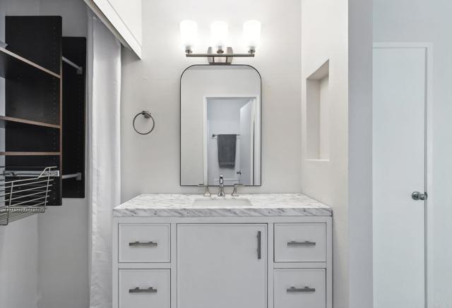 Building Photo - 3707 Caminito Carmel Landing