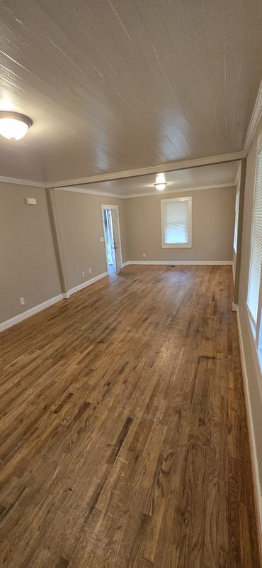 Building Photo - 4354 Pineview Dr