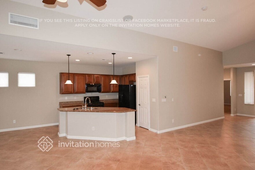 Building Photo - 8124 Chimney Bluff St