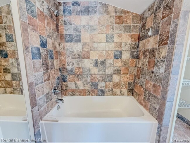 Building Photo - 49 Hovey St