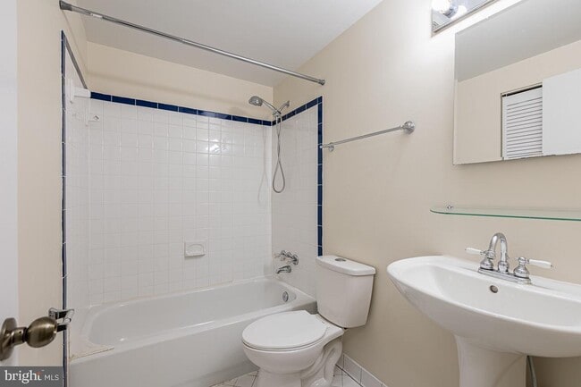 Building Photo - 18728 Nathans Pl