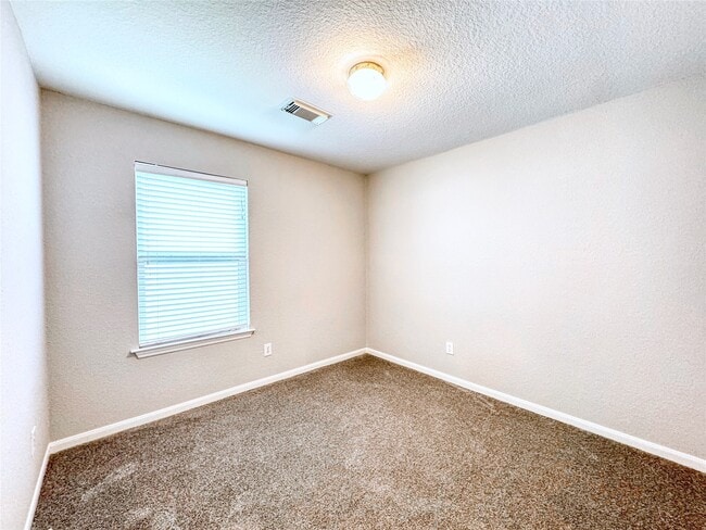 Building Photo - 13327 Belvedere Park Ct