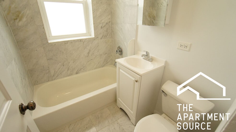 Building Photo - 2349 N Drake Ave