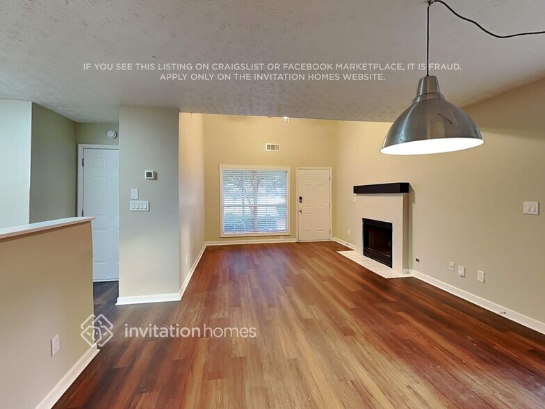 Building Photo - 740 Avening Ct