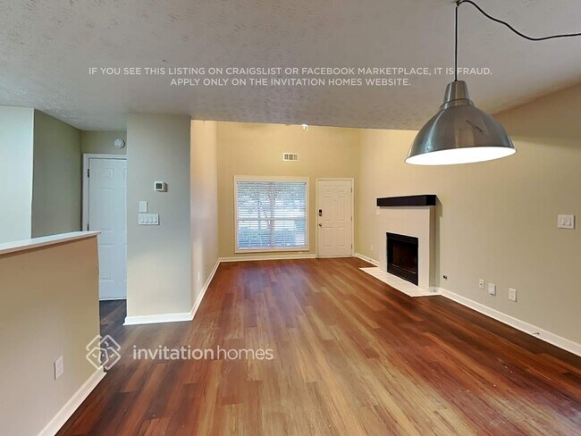 Building Photo - 740 Avening Ct