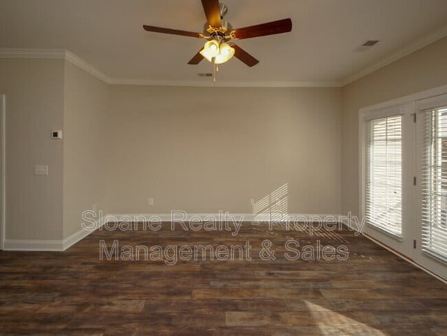 Building Photo - 4137 Rigsby Ln