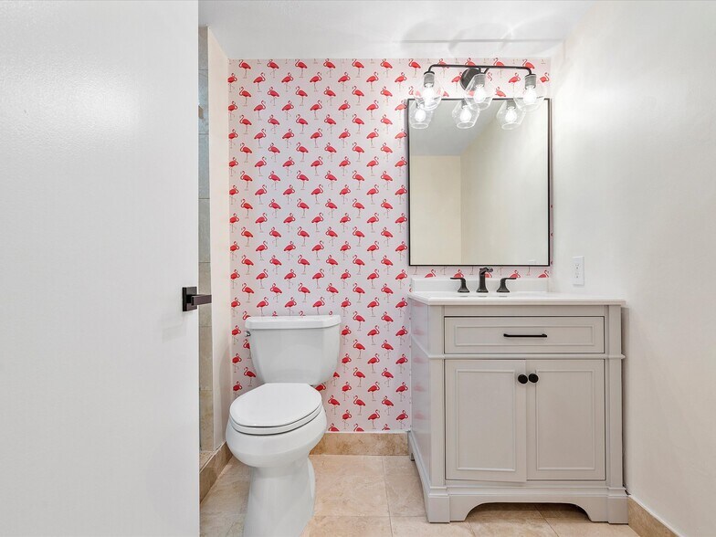 Building Photo - 650 West Ave