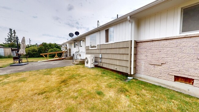 Building Photo - KL Jones Columbia