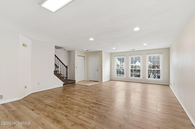 Building Photo - 280 Fairfield Pl