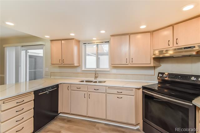 Building Photo - 846 San Bruno Pl
