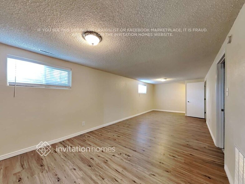 Building Photo - 6902 Mescalero Dr