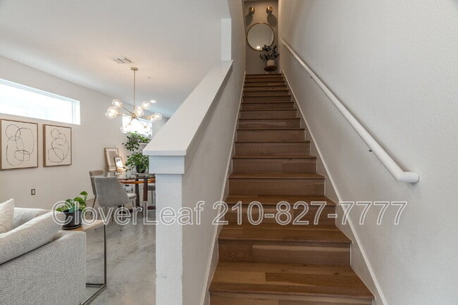 Building Photo - 102 Tendick St