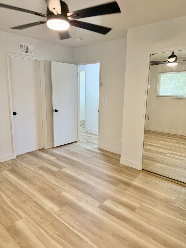 Building Photo - 3636 W Tulare Ave