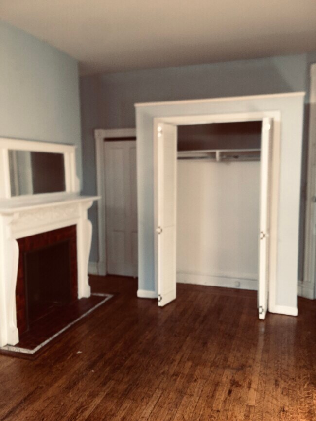 Bedroom - 1900 Madison Ave