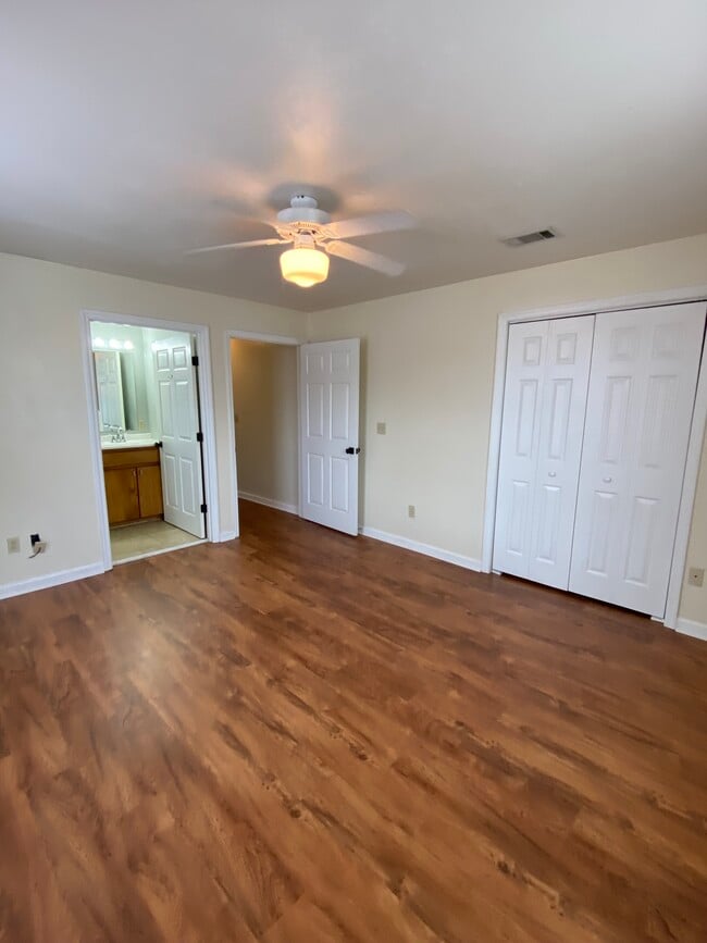 Building Photo - North Palms Courtyard - 610