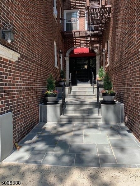 Building Photo - 7411 BLVD