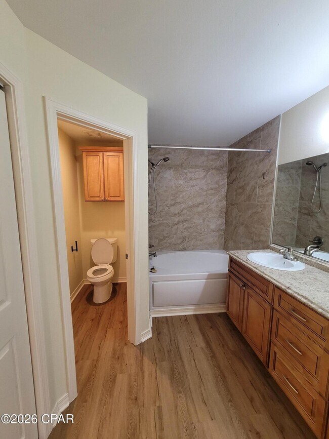 Building Photo - 3225 E Azalea Ave