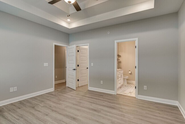 Building Photo - 207 Jesse Dr