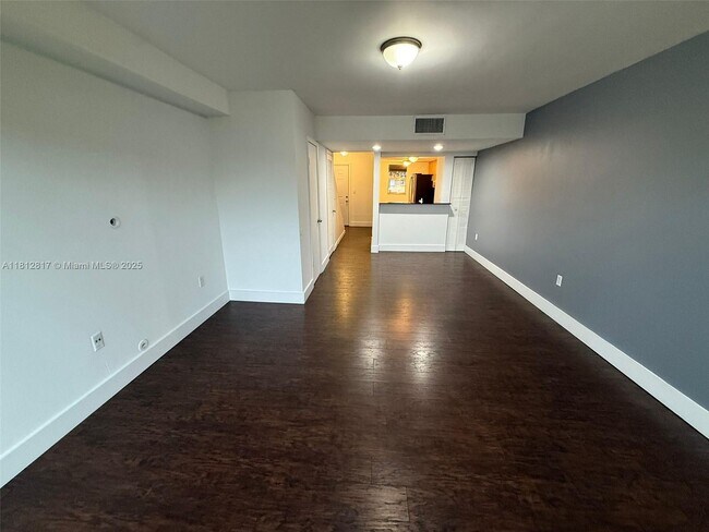 Building Photo - 231 NW 109th Ave