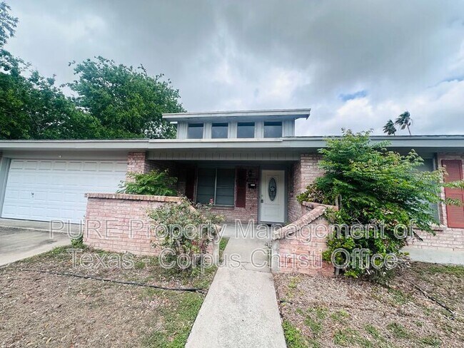 Building Photo - 4006 Panama Dr