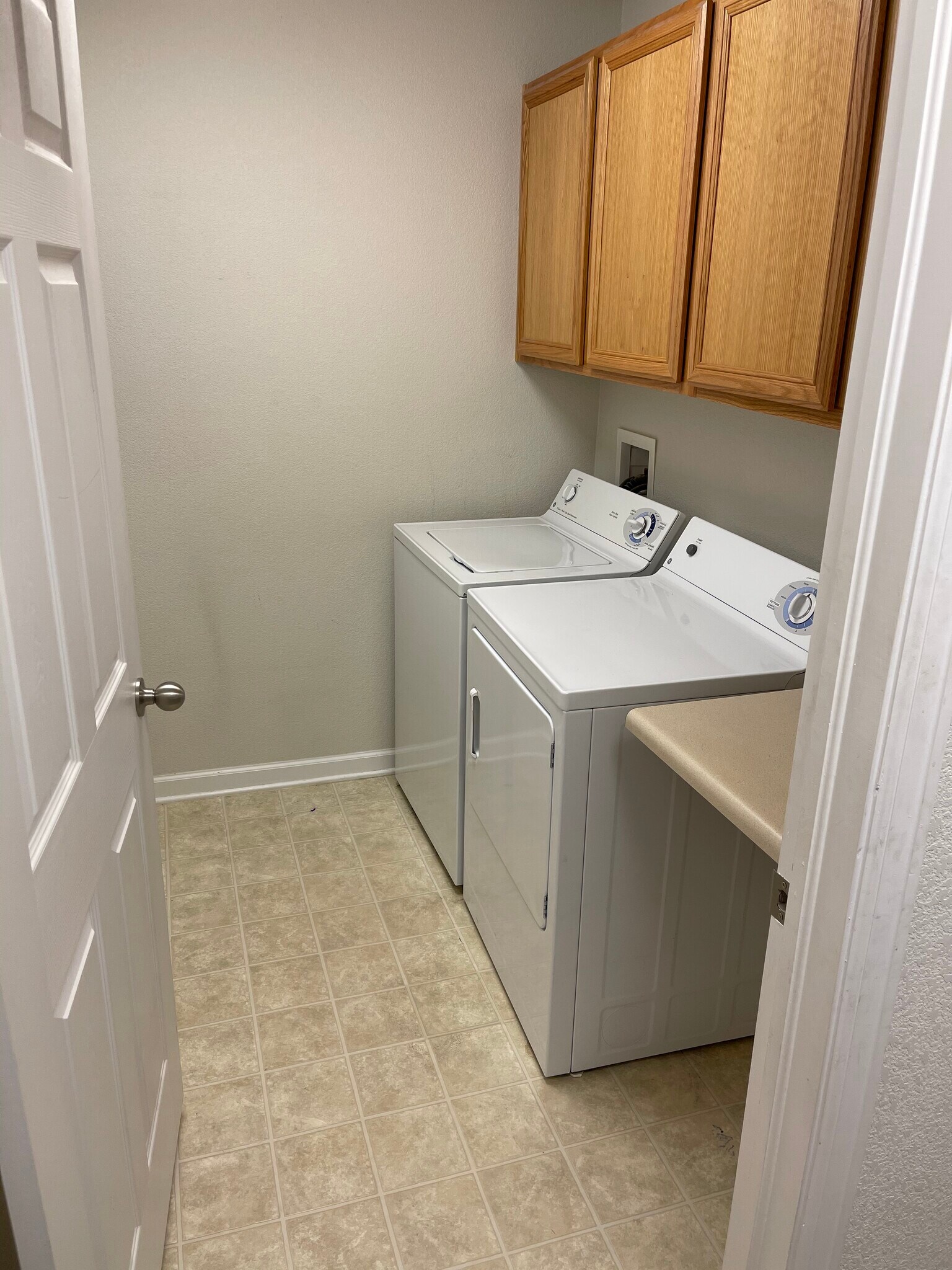 Included washer and dryer - 3606 Ponderosa Ct